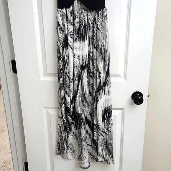 Bailey 44 NWOT XS Grumeti River Maxi Dress High Low Black White Graphic Ruched - Picture 5 of 15